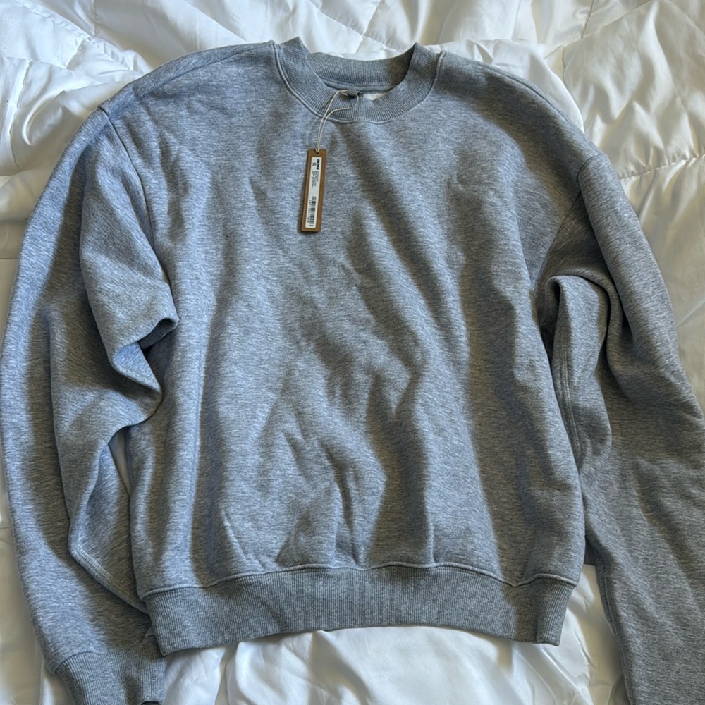 Skims Gray Sweater Medium NWT